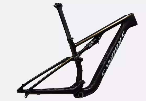 CUADRO EPIC 8 SW FRM CARB/GLDPRL/METWHTSIL