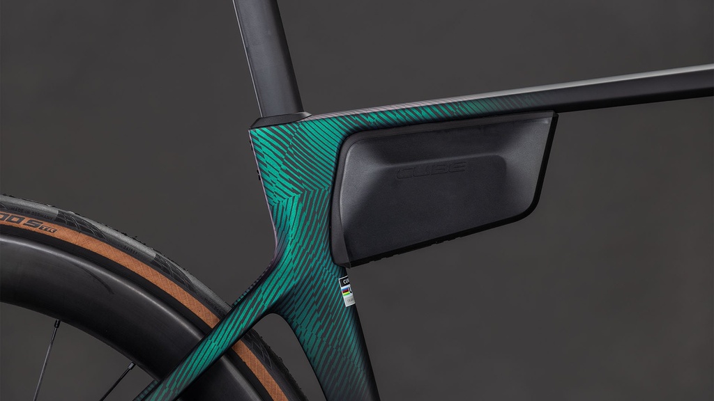 Bicicleta Cube Agree C:62 SLT black´n´black