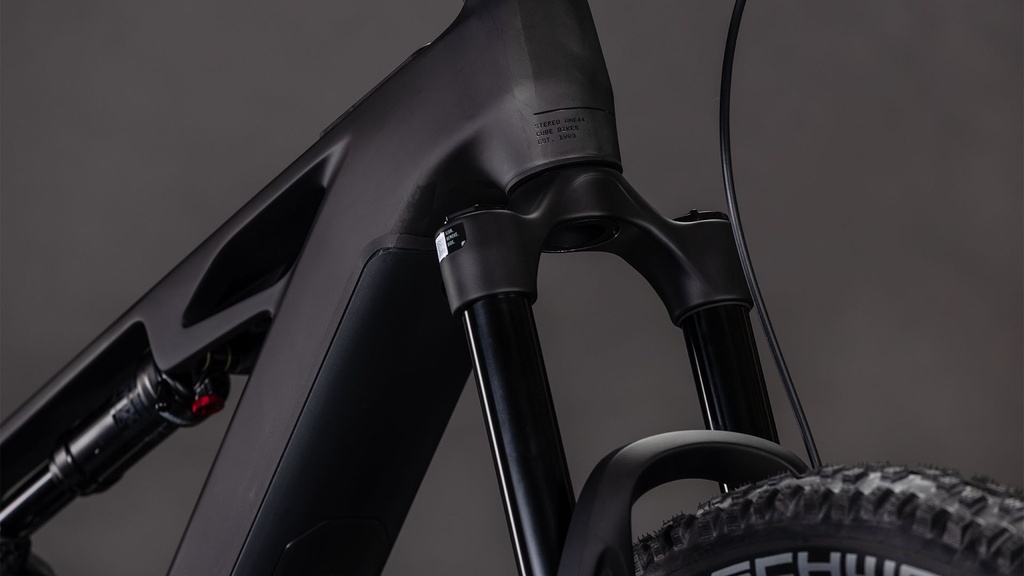 Bicicleta Cube Stereo Hybrid ONE44 HPC Race 800 blackline