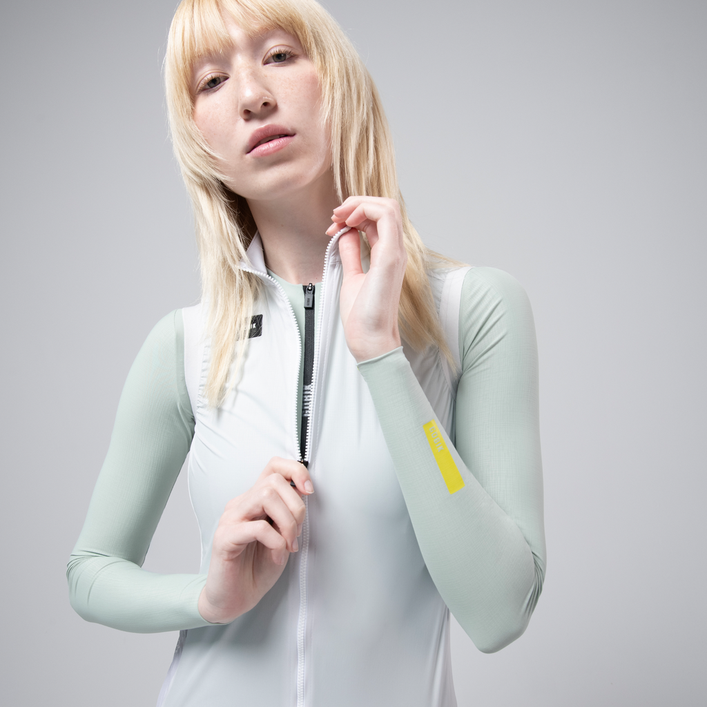 CHALECO VECTOR 2.0 MUJER ATHENA