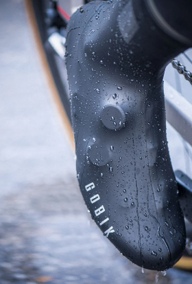 CUBREBOTAS ALTO VELOTOZE SNAPS UNISEX BLACK