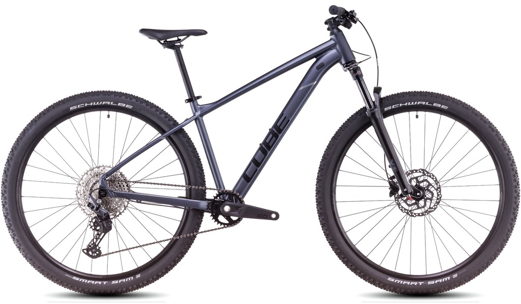 Bicicleta Cube Attention Pro metallicgrey´n´black